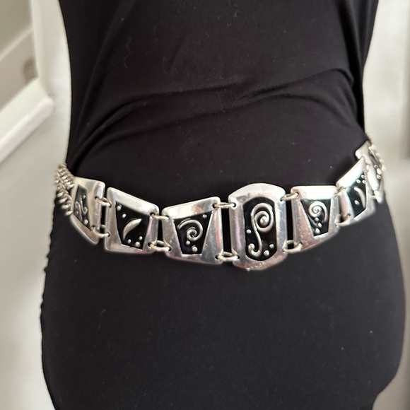 🛍️soldout Chicos Chain Link Belt 36-39 XL Adjustable Black Enamel Inlayed - Picture 3 of 14